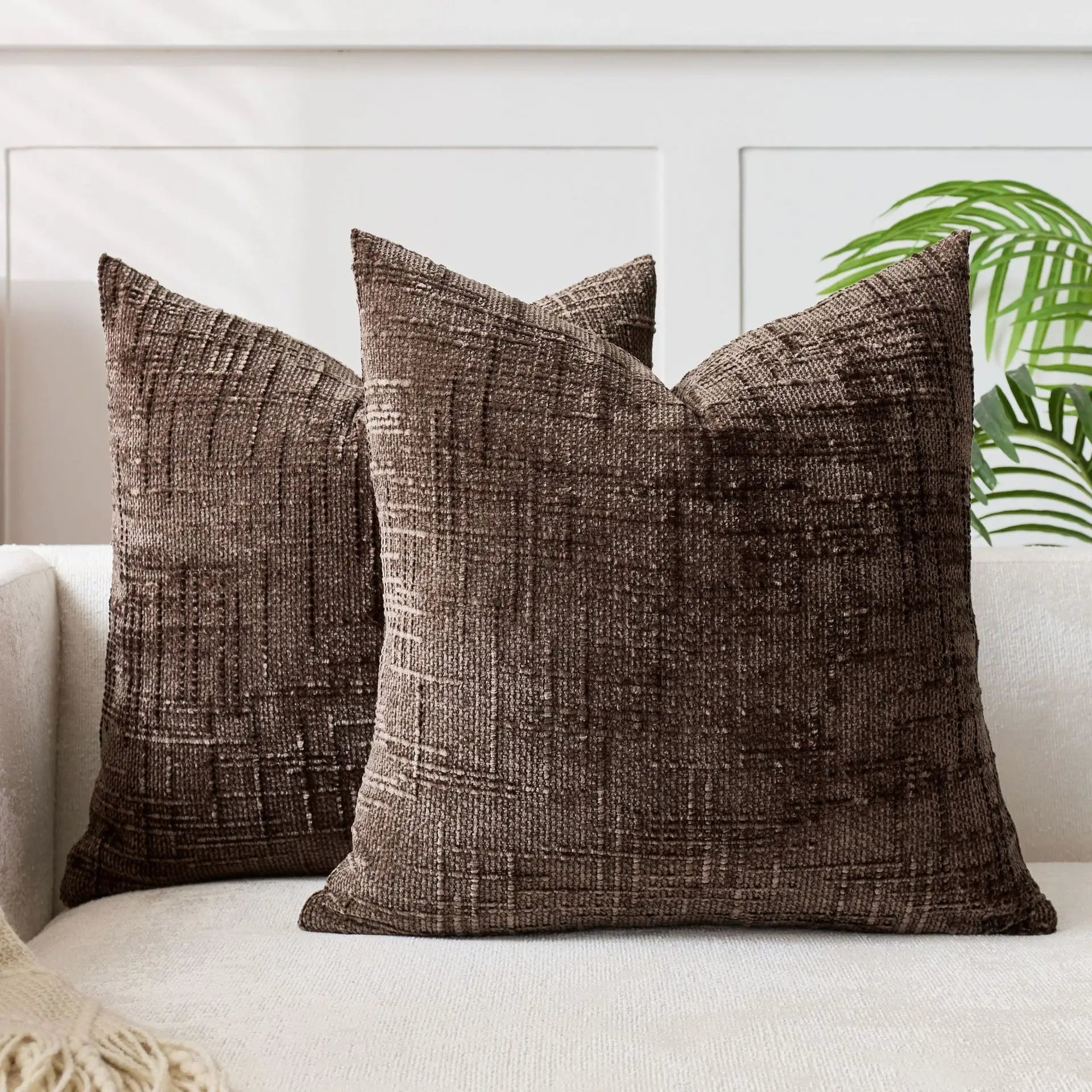 House De Coussin Chenille Marron - Maison Coussin