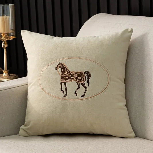 Housse De Coussin Cheval Brodée Beige - Maison Coussin