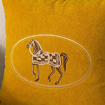 Housse De Coussin Cheval Brodée Vert Clair - Maison Coussin