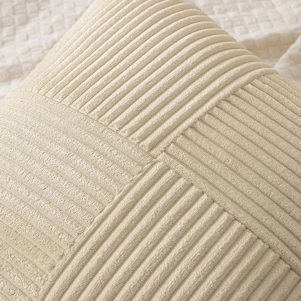 Housse De Coussin Velours Minimaliste Beige Foncé - Maison Coussin