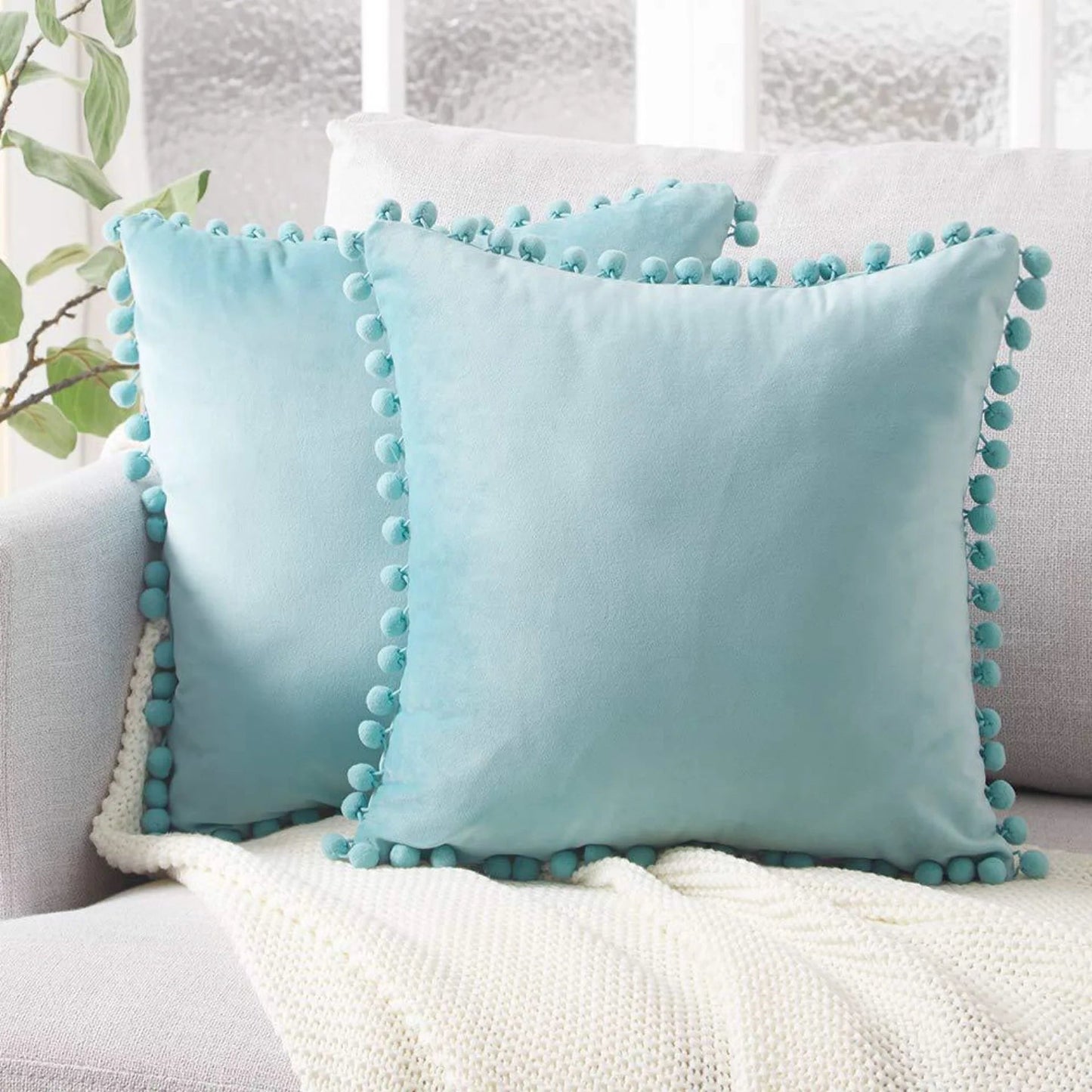 Housse De Coussin Velours Pompons Bleu Ciel - Maison Coussin